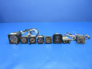 Cessna 310R Aircraft Instruments Man Cave / Decoration LOT OF 8 (0125-1368)